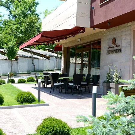 Guest house Victoriya's House 3*