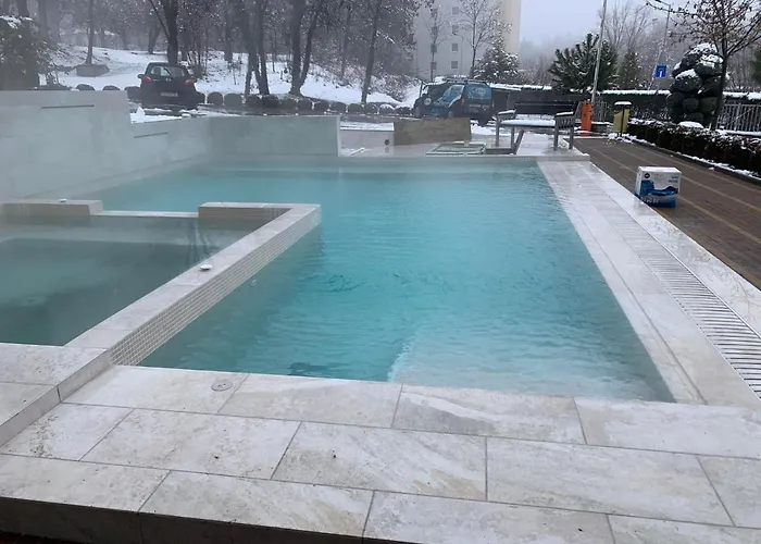 招待所 Victoriya's House 3*